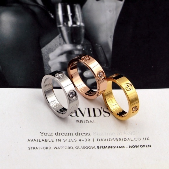 NEW Stainless Steel Screw LOVE Ring with Stone in Rose Gold - Picture 5 of 8